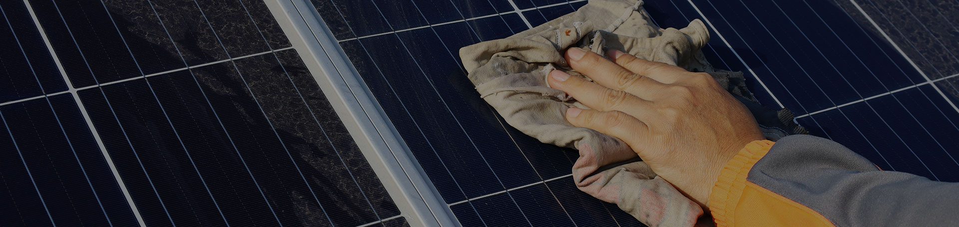 Nettoyage professionnel de panneaux photovoltaïques près de Toulouse